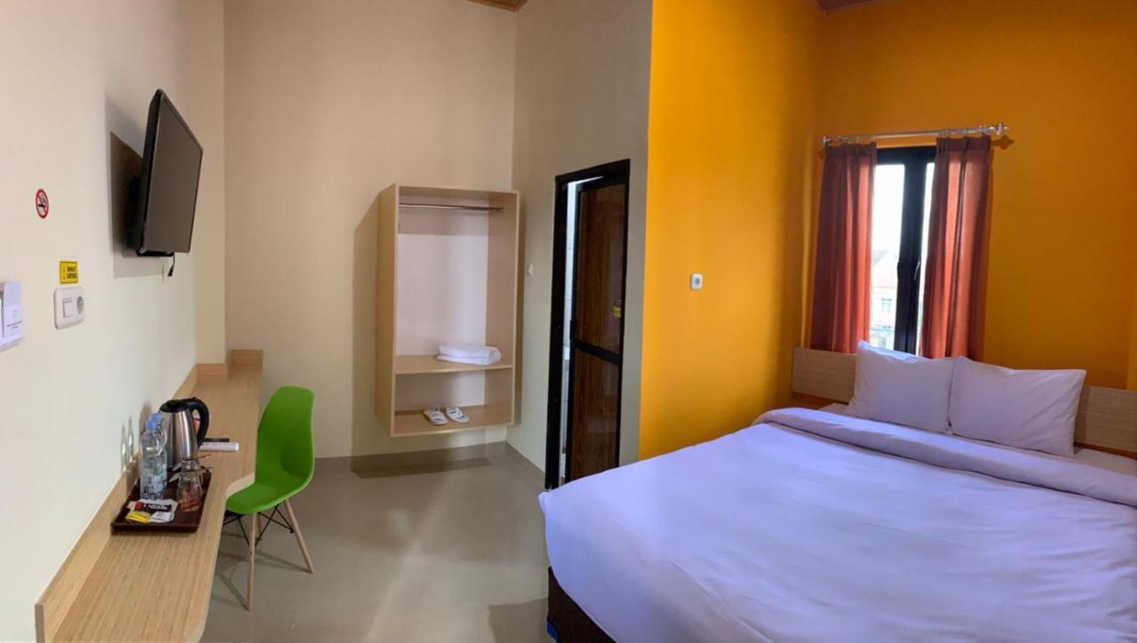 Hotel Sriwijaya 99 باليمبانغْ المظهر الخارجي الصورة
